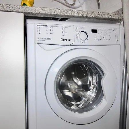 Ferienwohnung Fuer 4 Personen Ca 90 Qm In Cmara De Lobos, Madeira Suedkueste Von Madeira Apartment *