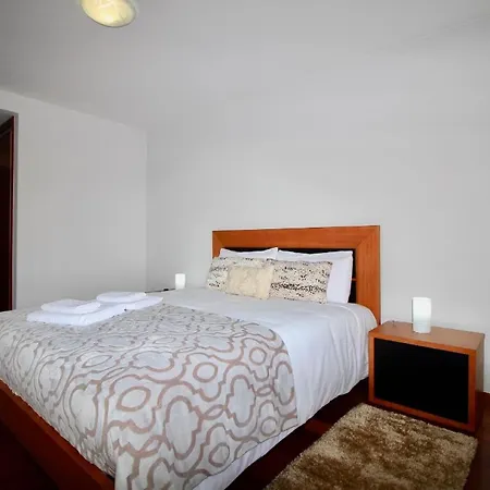 Ferienwohnung Fuer 4 Personen Ca 90 Qm In Cmara De Lobos, Madeira Suedkueste Von Madeira *